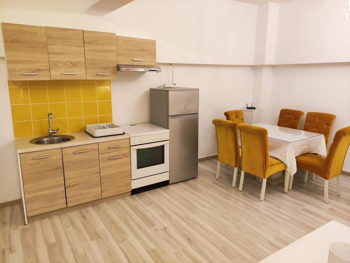 Superior Chic Family Apartment Kalambaka Exterior photo